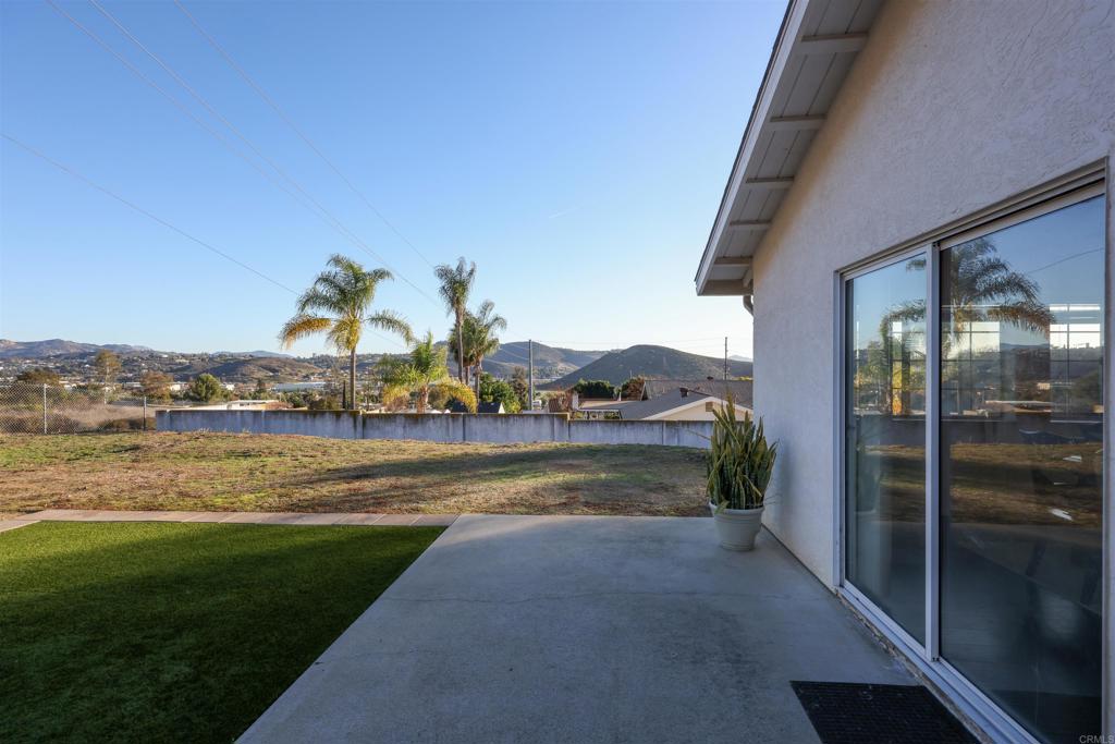 10381 Mountain View Lane