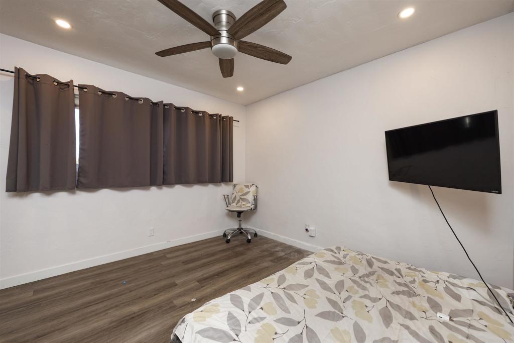 9715 Emerald Hill Lane