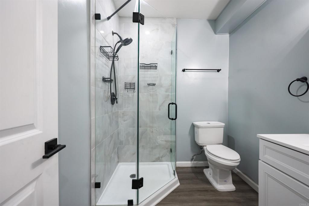 9715 Emerald Hill Lane