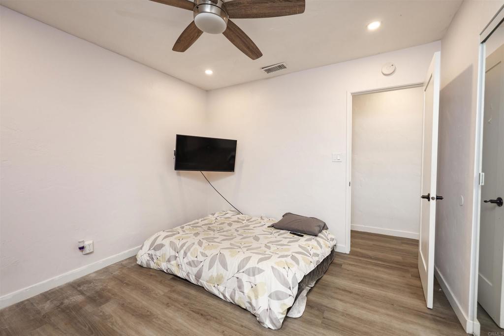 9715 Emerald Hill Lane