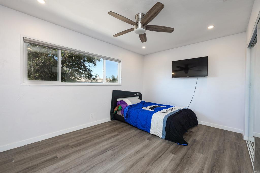 9715 Emerald Hill Lane