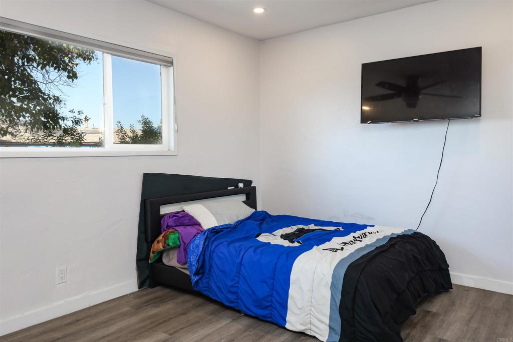 9715 Emerald Hill Lane