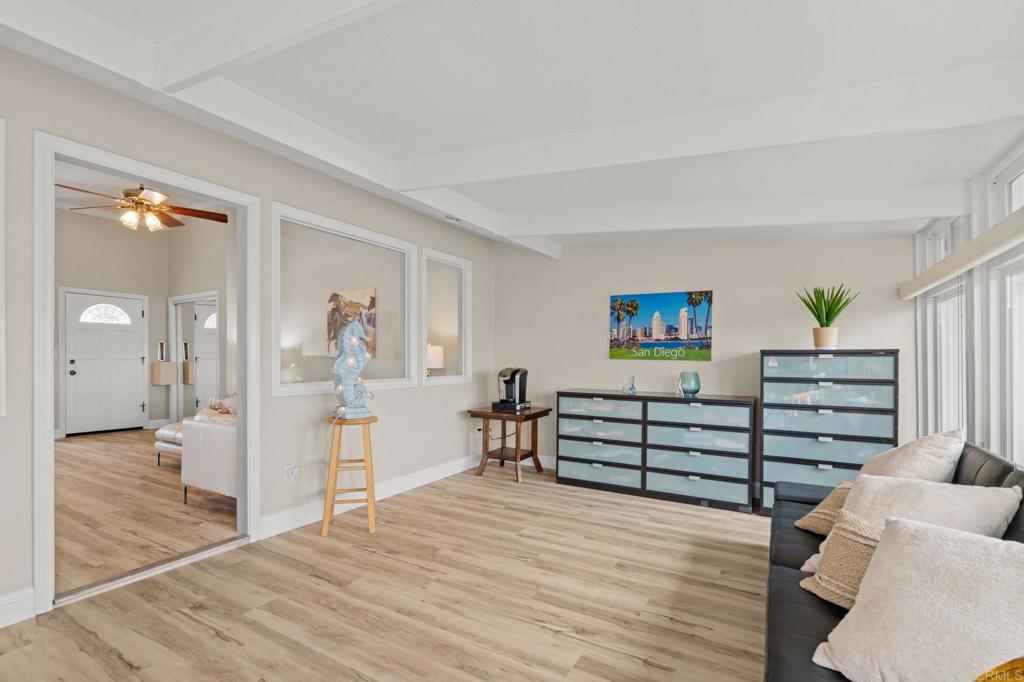 3660 Vista Campana N 30