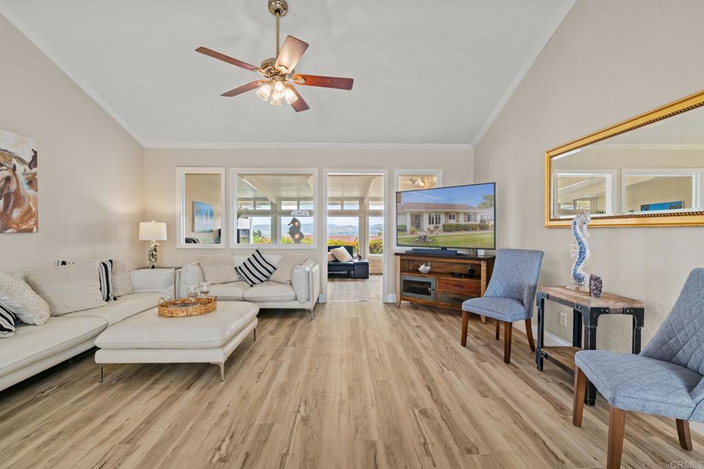 3660 Vista Campana N 30