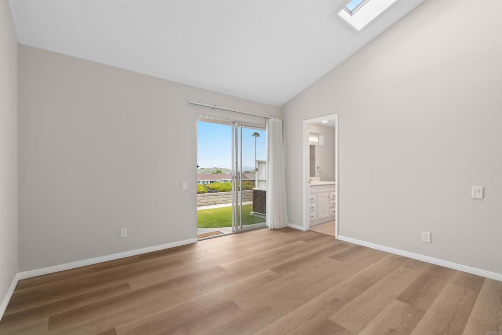 3660 Vista Campana N 33