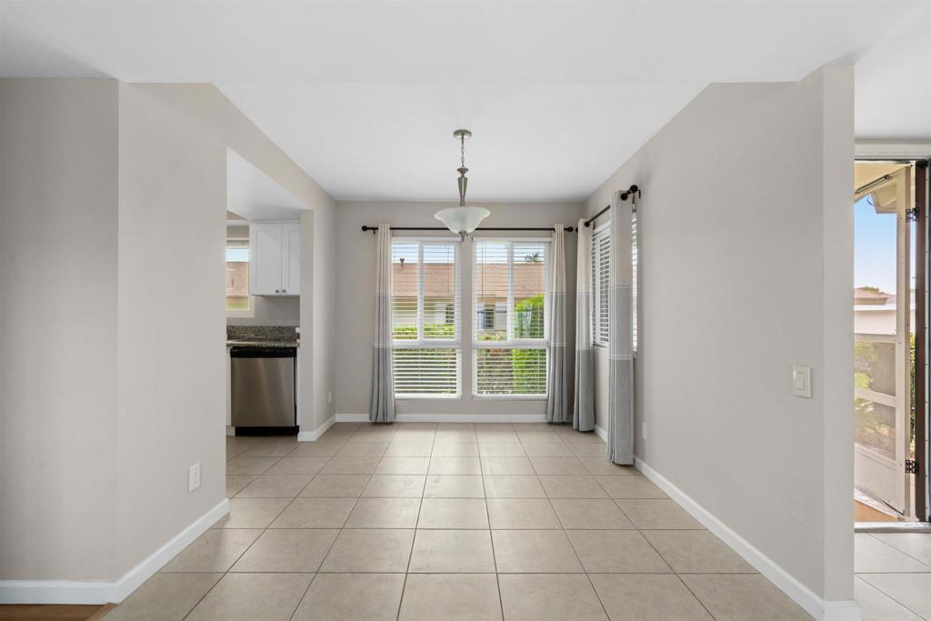 3660 Vista Campana N 33