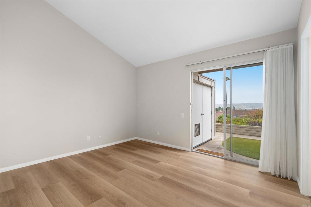 3660 Vista Campana N 33