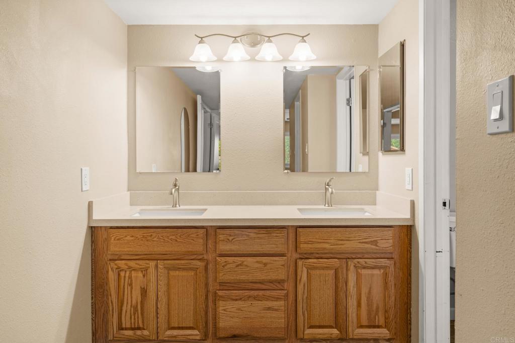 6880 Hyde Park Drive B