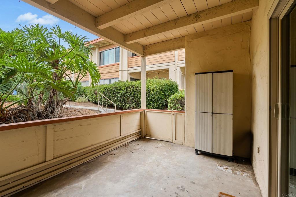 6880 Hyde Park Drive B