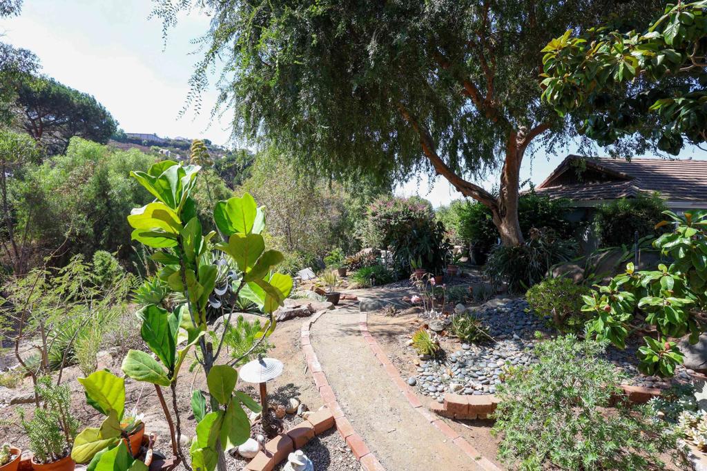 1014 Vista Grande Road