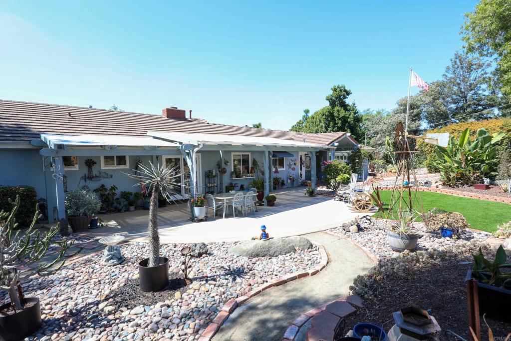 1014 Vista Grande Road