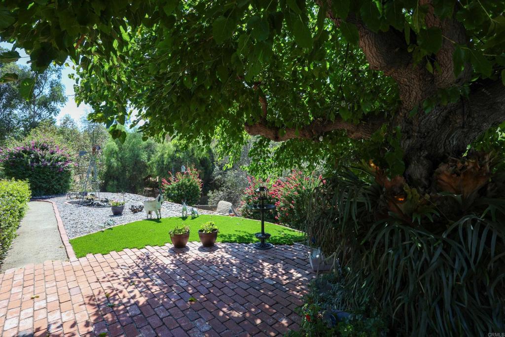 1014 Vista Grande Road