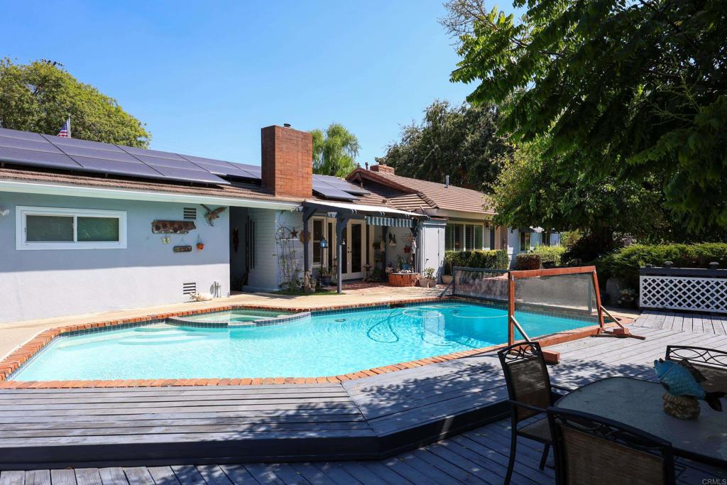 1014 Vista Grande Road