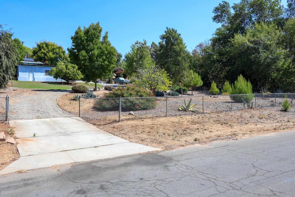 1014 Vista Grande Road