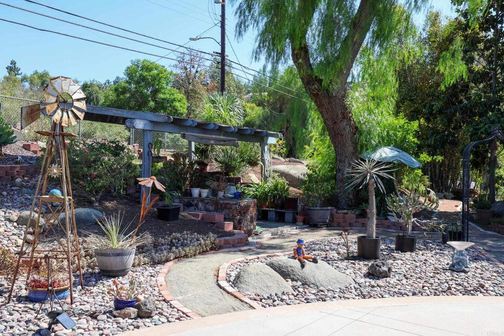 1014 Vista Grande Road