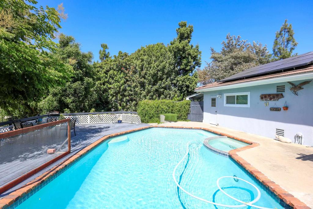 1014 Vista Grande Road