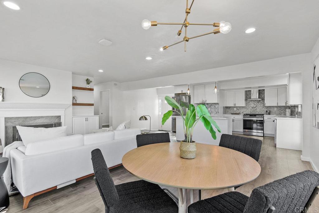 8561 Tio Diego Place