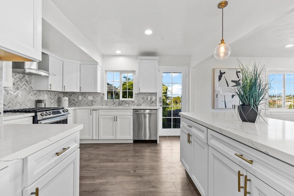 8561 Tio Diego Place