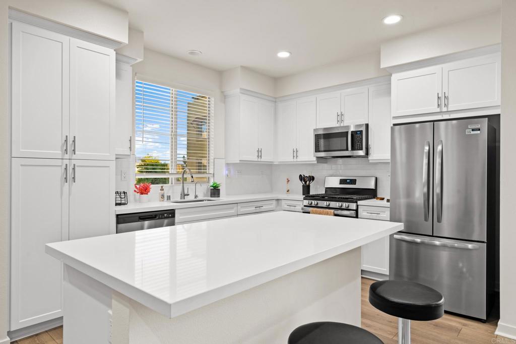 312 Waverunner Court