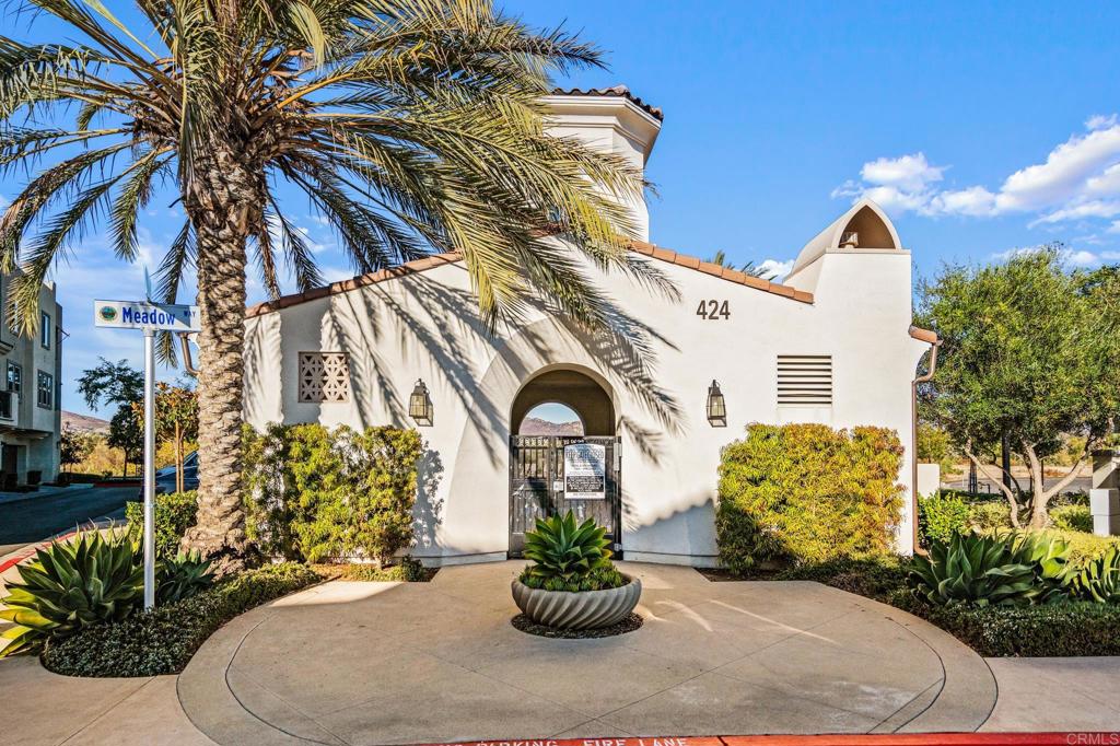 312 Waverunner Court