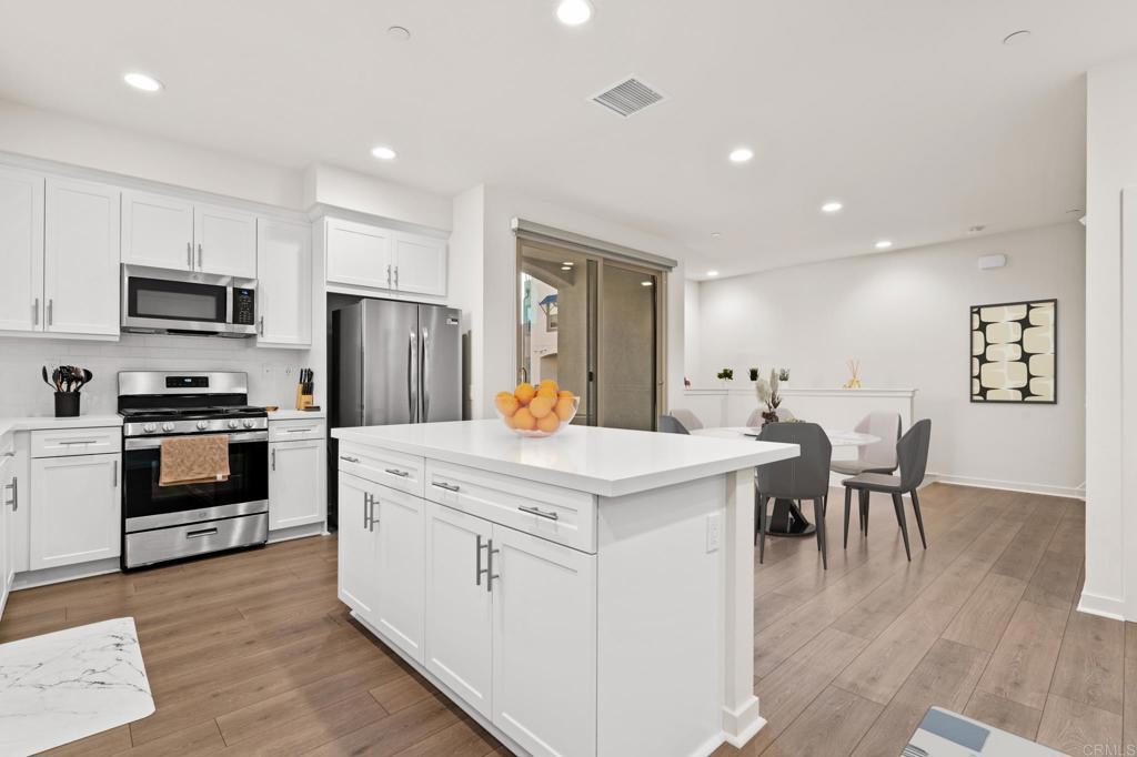 312 Waverunner Court