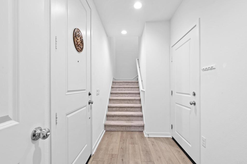 312 Waverunner Court