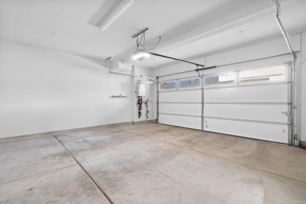 312 Waverunner Court