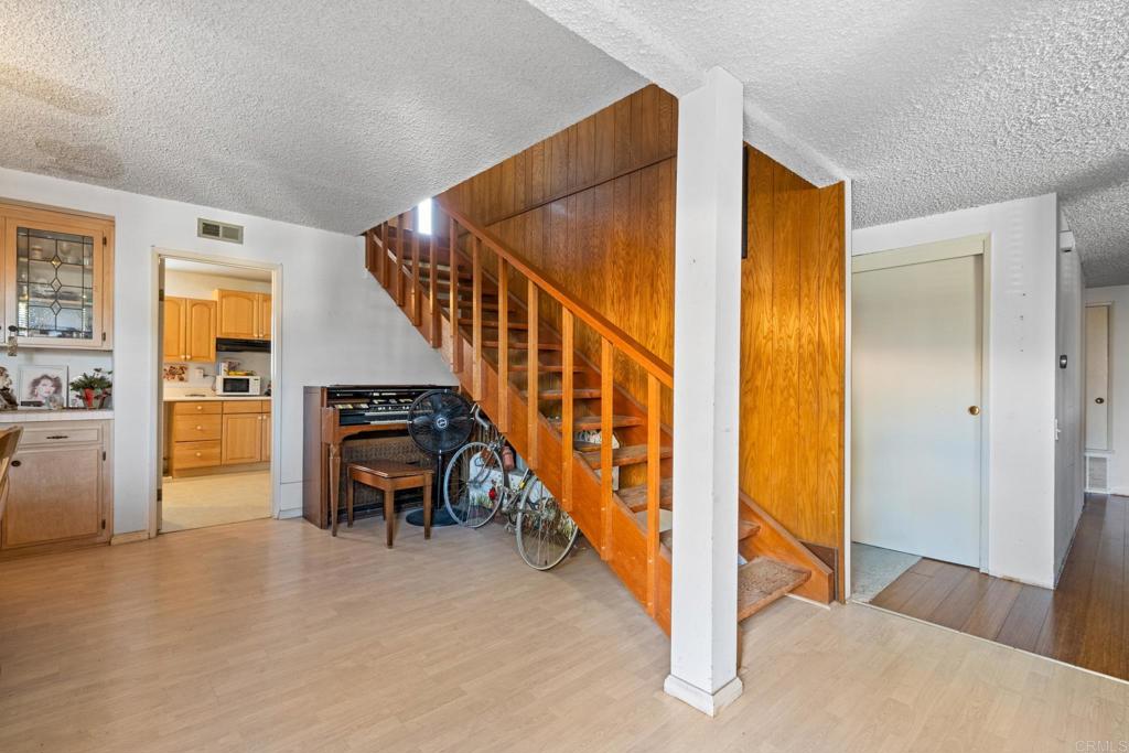 2939 Arnoldson Avenue