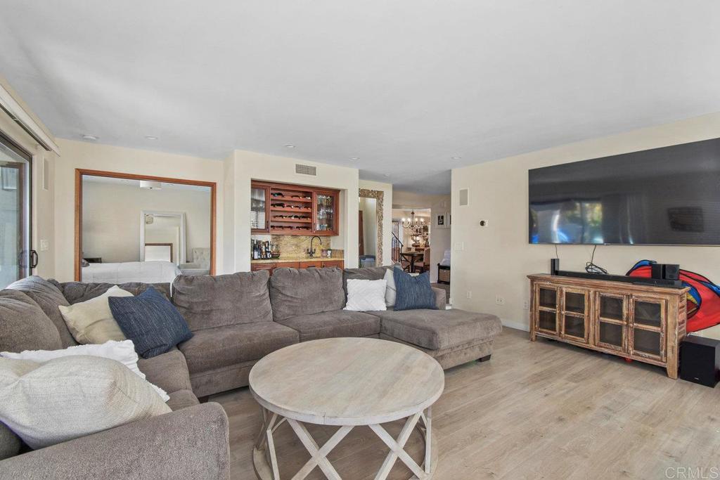 2044 Eula Lane