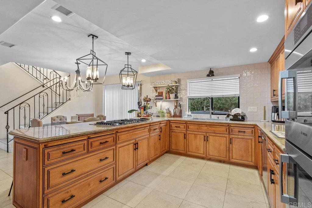 2044 Eula Lane