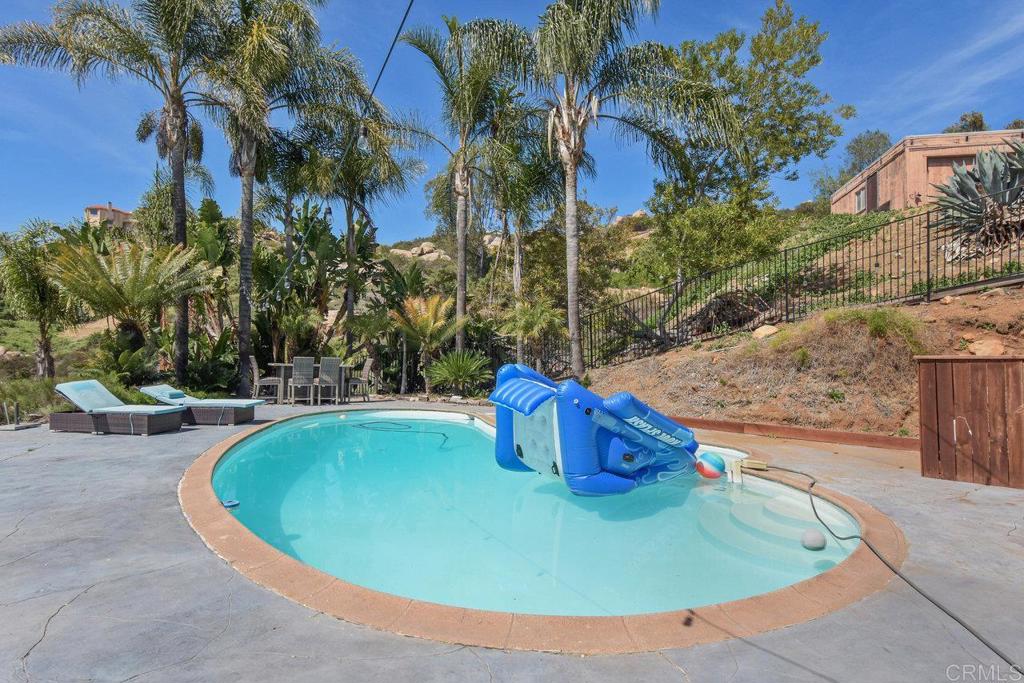 2044 Eula Lane