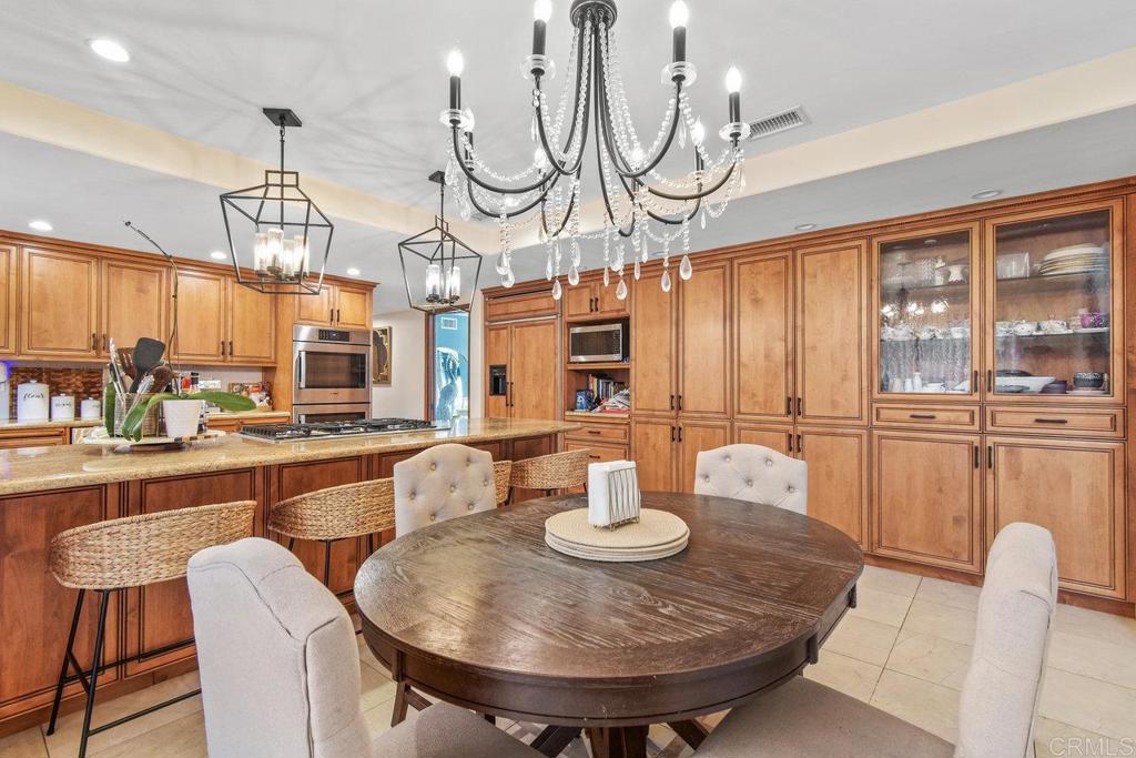 2044 Eula Lane