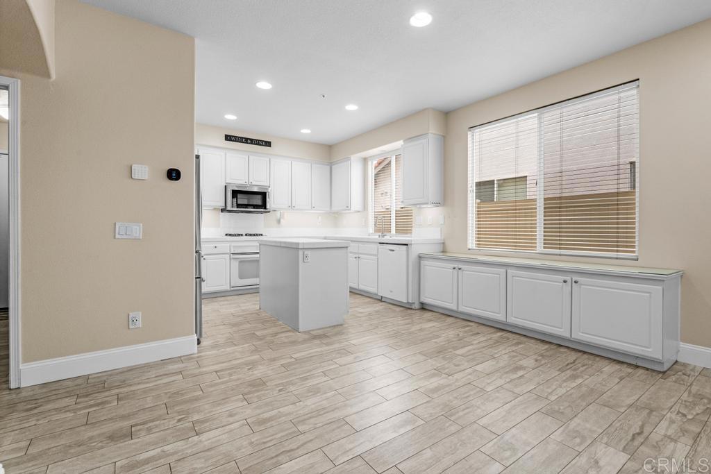 2217 Orange Grove Place