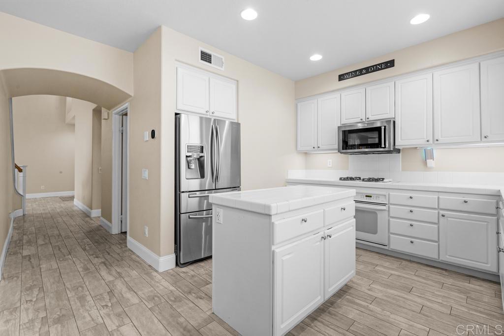 2217 Orange Grove Place