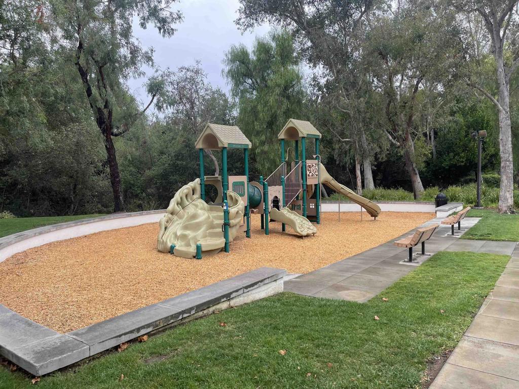 2217 Orange Grove Place