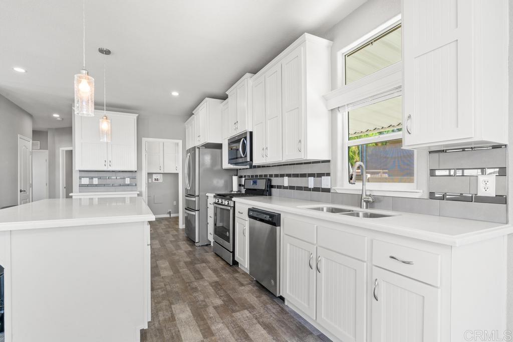 2400 Alpine Boulevard SPC 106
