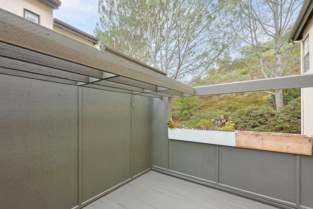 1222 River Glen Row 65