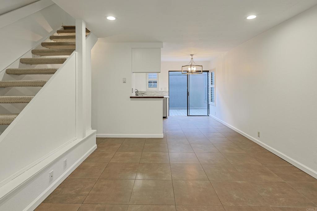 1222 River Glen Row 65