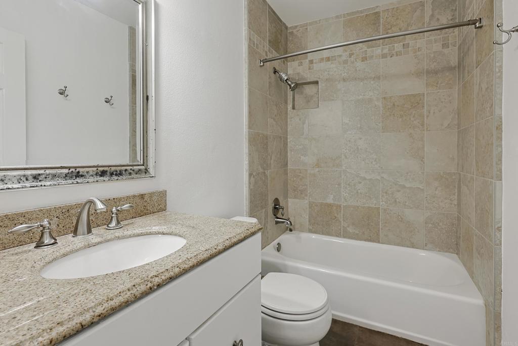 1222 River Glen Row 65