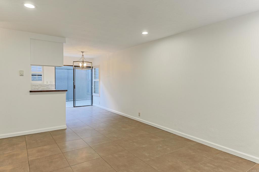 1222 River Glen Row 65