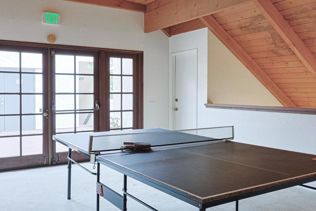 1222 River Glen Row 65