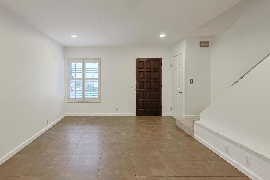 1222 River Glen Row 65