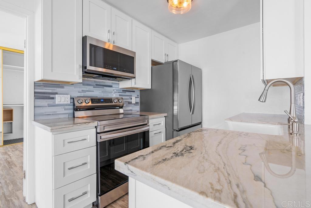 1235 Parker Place 3J