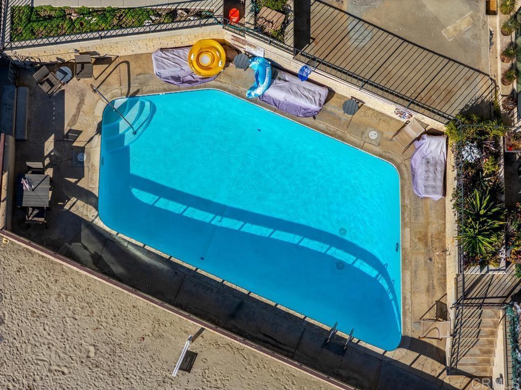 1235 Parker Place 3J