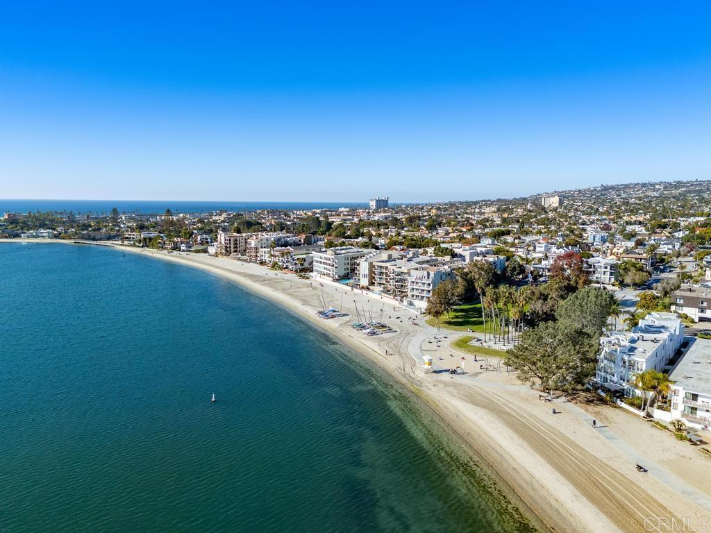 1235 Parker Place 3J