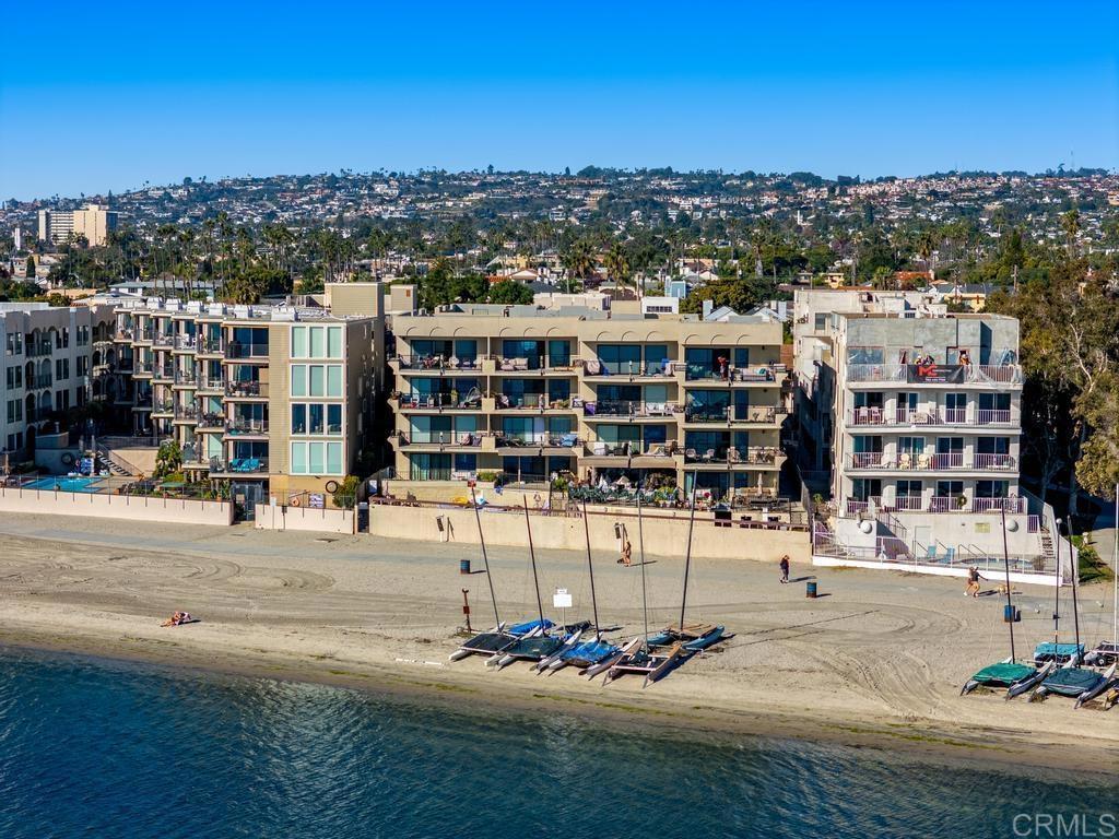 1235 Parker Place 3J