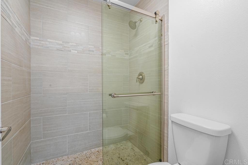 1235 Parker Place 3J