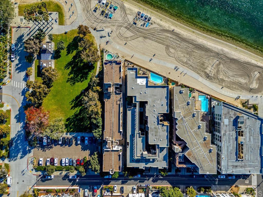 1235 Parker Place 3J