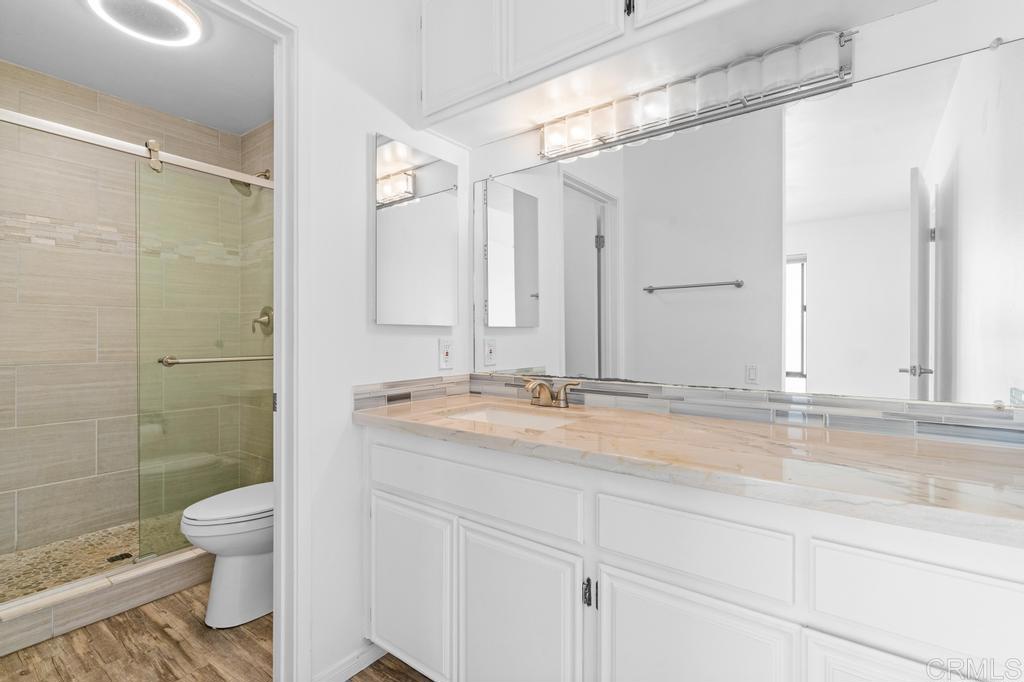 1235 Parker Place 3J