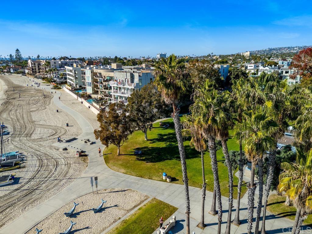 1235 Parker Place 3J